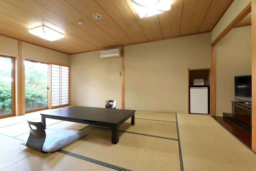 Yuraku Hotel Awara Bilik gambar
