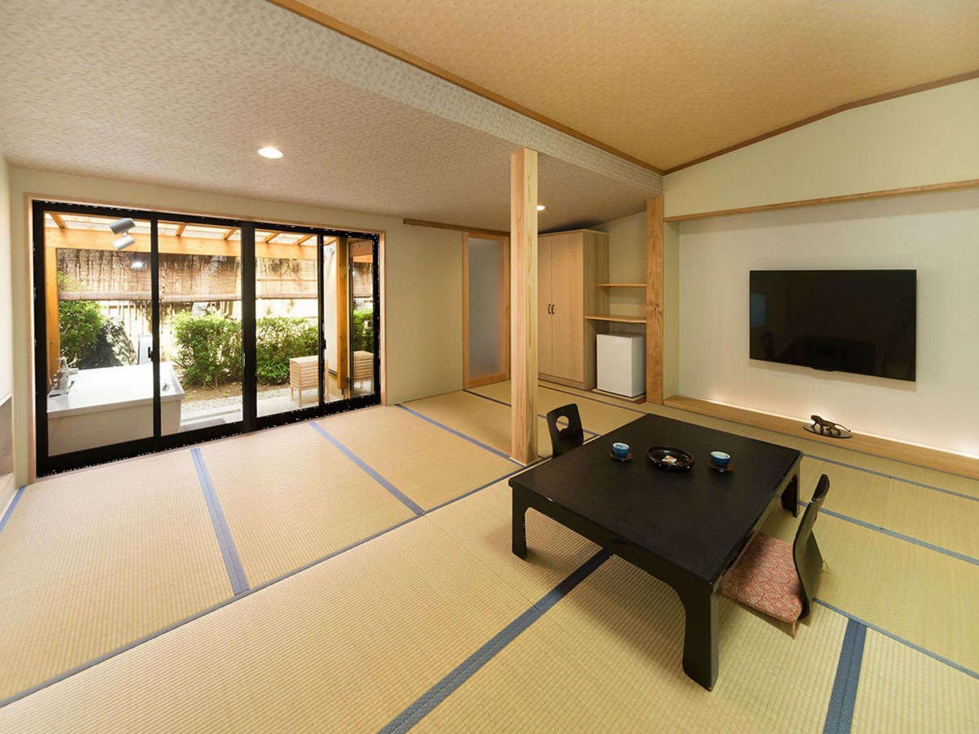 Yuraku Hotel Awara Luaran gambar