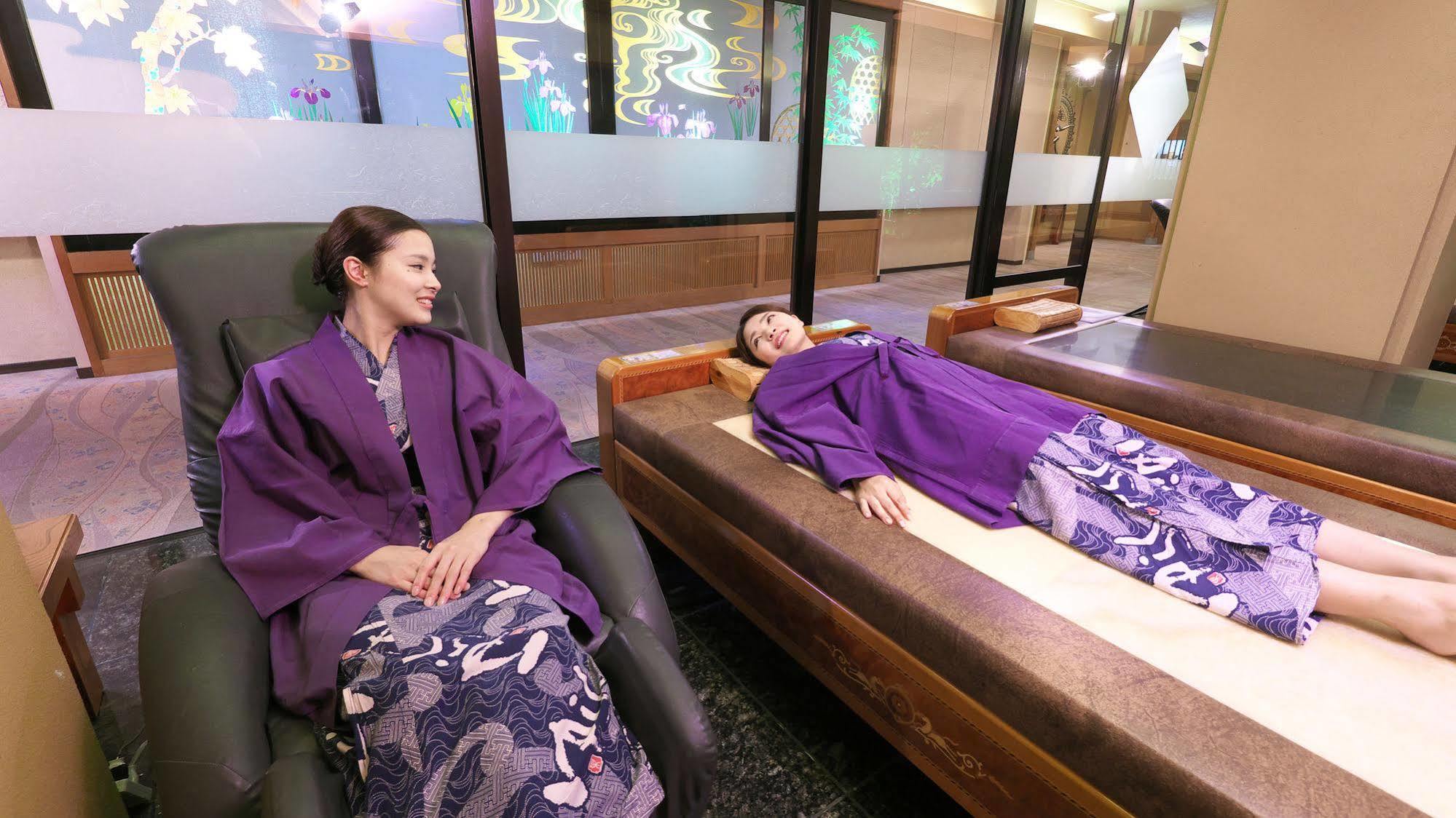 Yuraku Hotel Awara Luaran gambar
